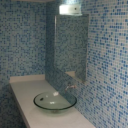 Popi Lägenhetshotell 3*
